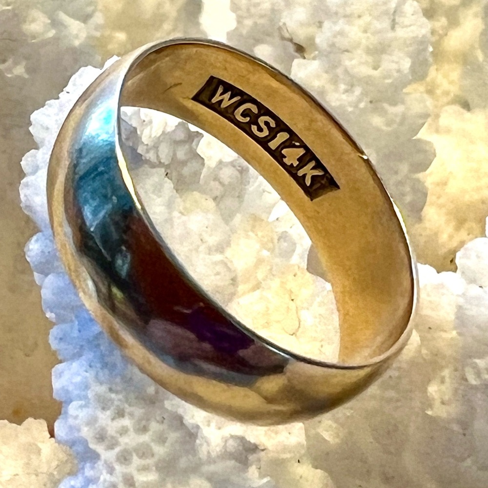 Vintage 14k Gold Wedding Band Ring, size 7.0